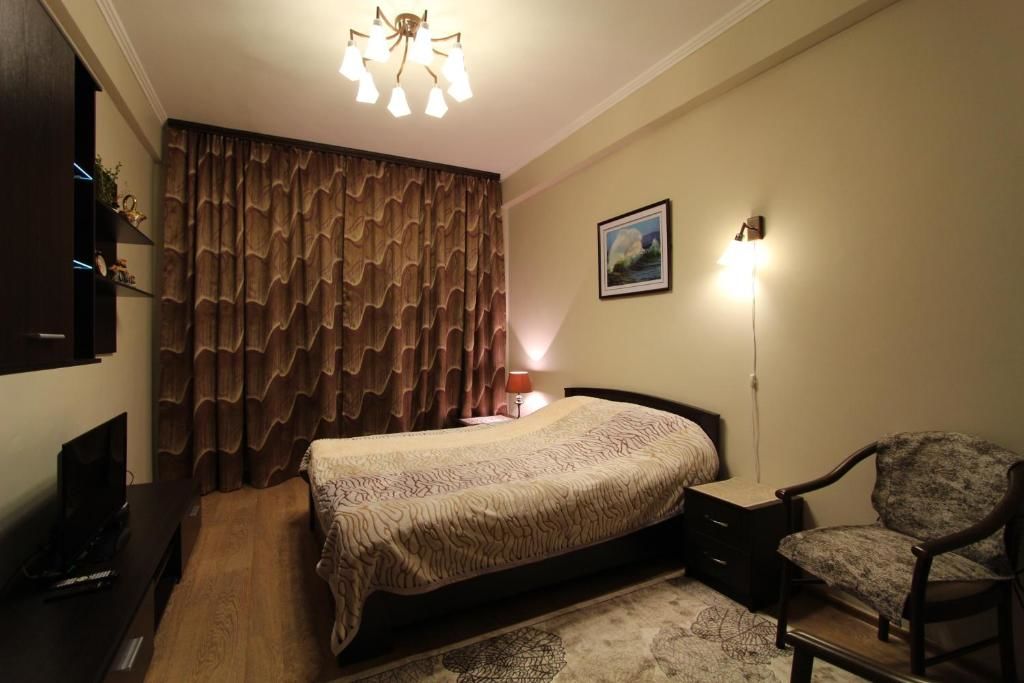 Апартаменты Nadezhda Apartments on Kazybek bi st. Алматы-34