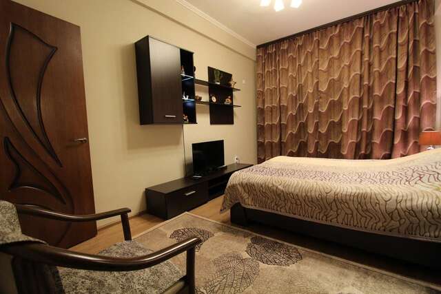 Апартаменты Nadezhda Apartments on Kazybek bi st. Алматы-4